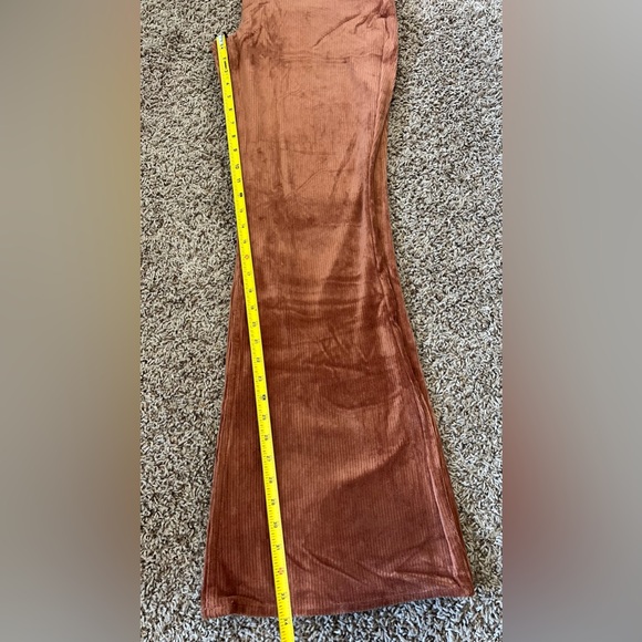 NWT Wrangler Burnt Orange Color Pull On Corduroy Flare Pants Sz XL - Picture 16 of 16